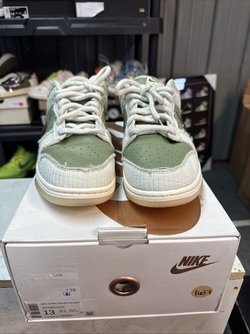 "Be 1 Of One" Size 13 - Nike Dunk Low PRM x Kyler Murray Green - product image from the listing.