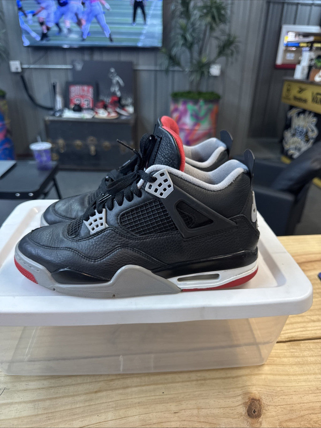Jordan 4 Retro Bred Reimagined | Replacement Box - Size 9 - product image from the listing.