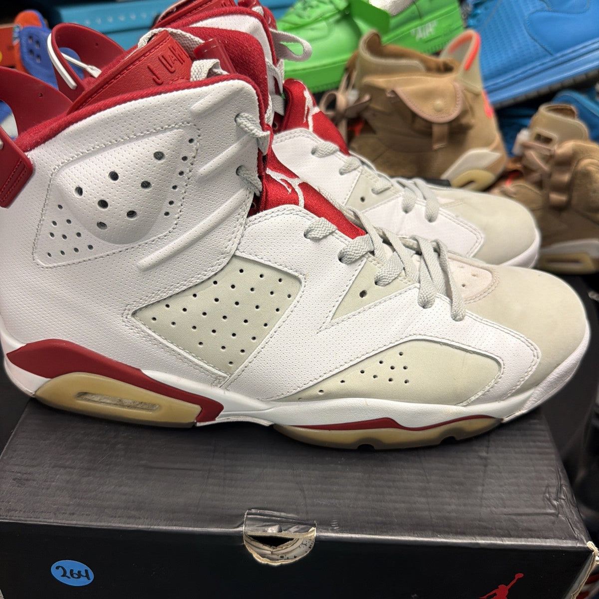 "Alternate" Jordan 6 Retro 2017 - Size 11.5 (264) - product image from the listing.