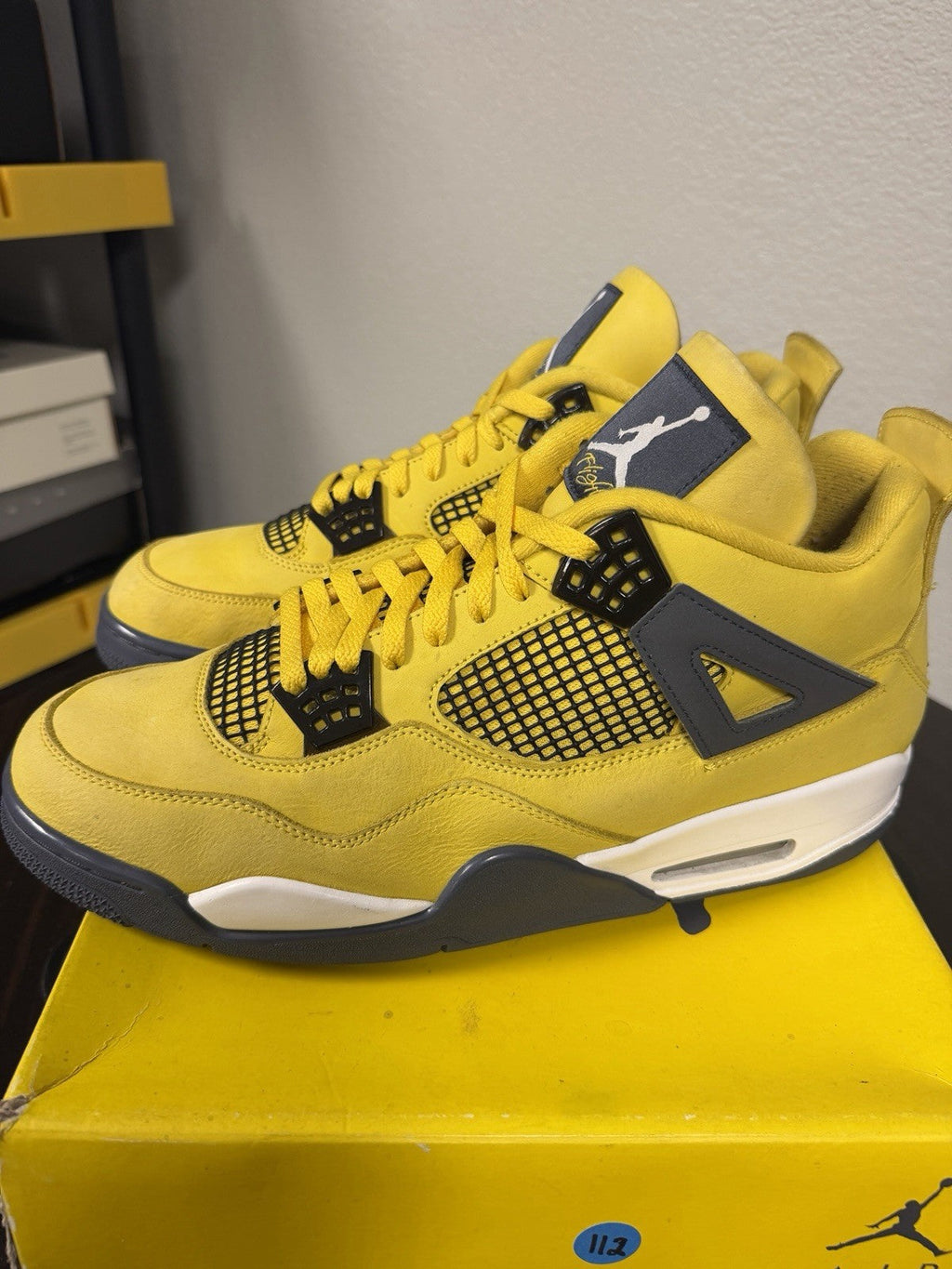 Air Jordan 4 Retro Lightning 2021 Yellow CT8527-700 Men's 13 Sneakers - product image from the listing.