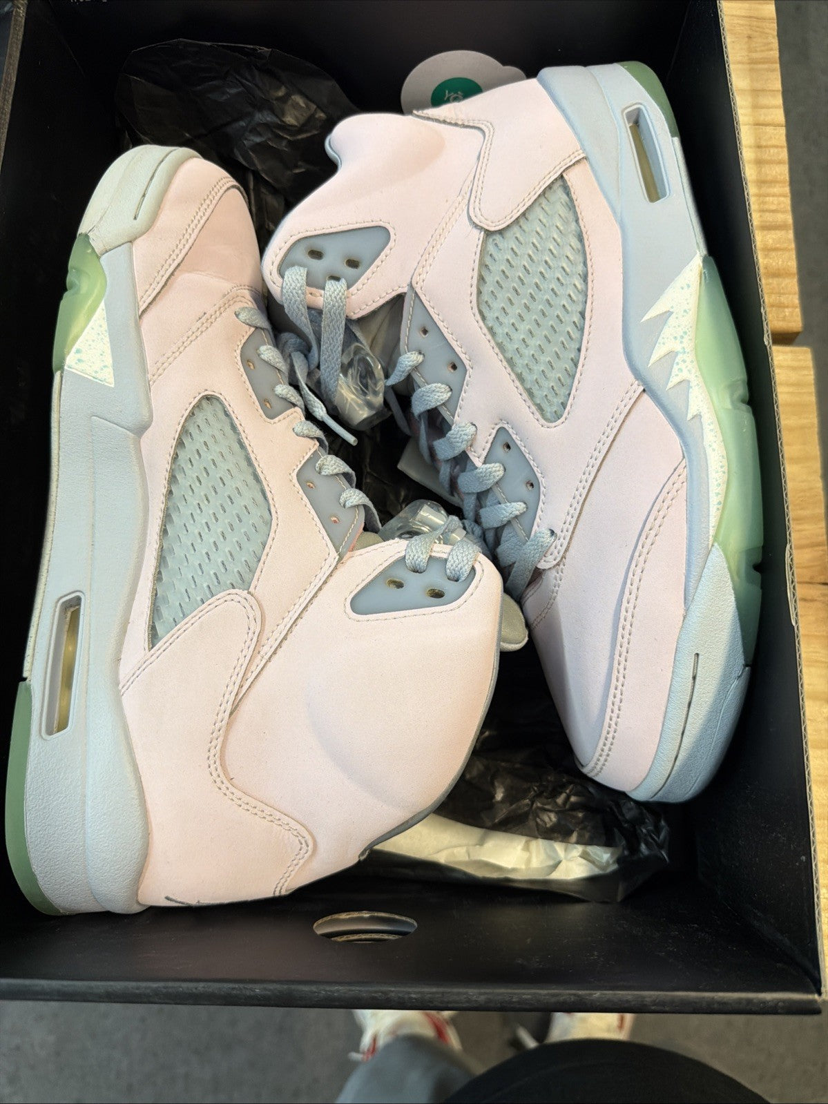 Men's Air Jordan 5 Retro Se Ester Pink DV0562-600 Size 10 Used Quick Shipping - product image from the listing.