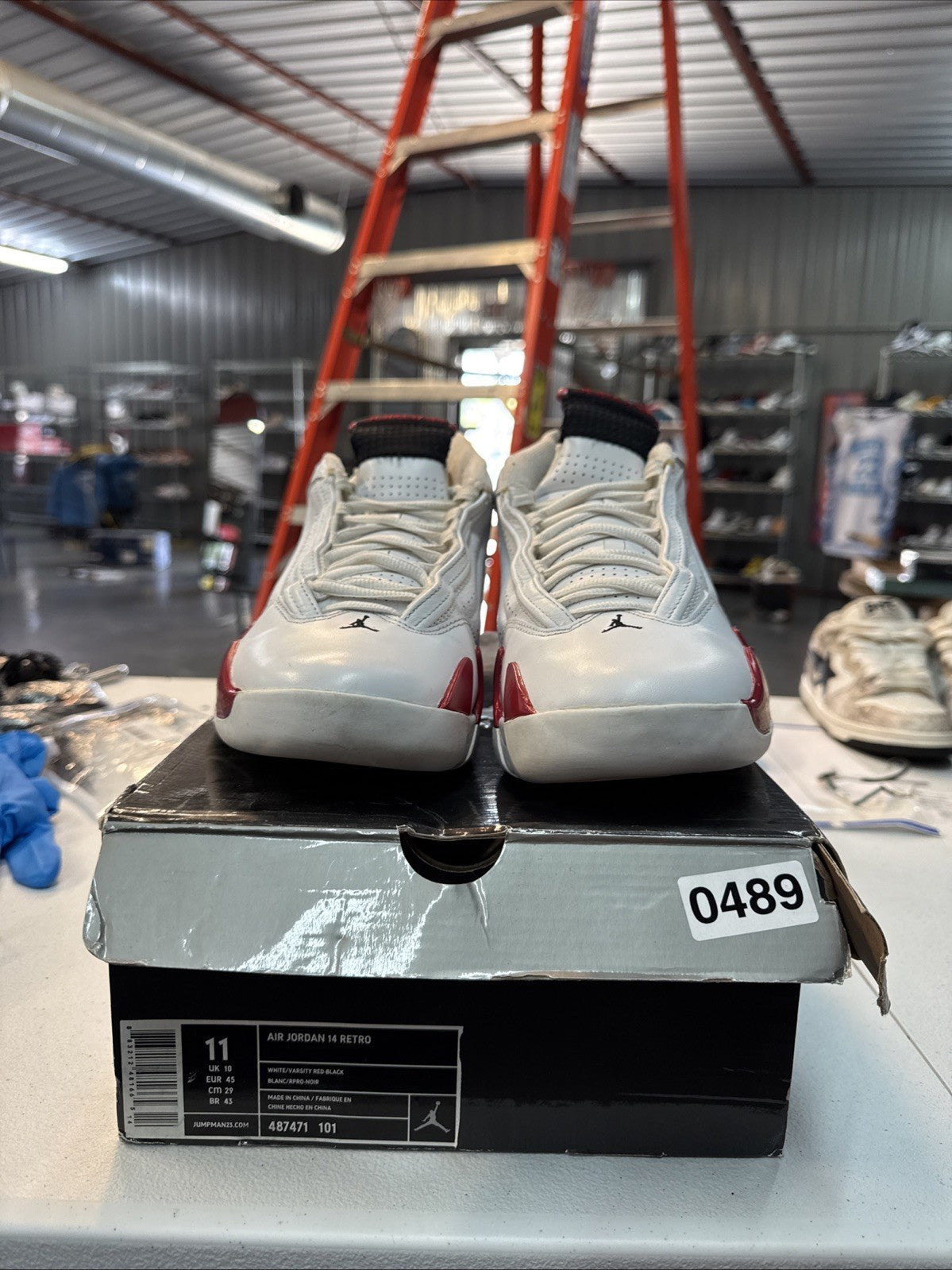 Jordan 14 Retro Candy Cane 2012 - Size 11 - product image from the listing.