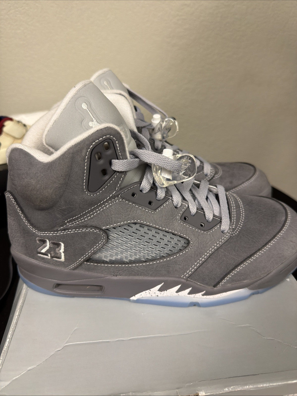 Men's Nike Air Jordan 5 Retro "Wolf Grey" (2026) Graphite | DD0587-002 | Size 9 - product image from the listing.