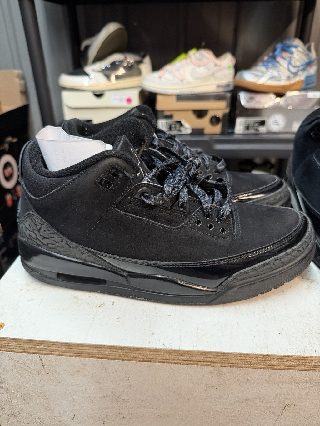 Black Cat 2025 CT8532-001 Size 9 - Air Jordan 3 Retro - product image from the listing.