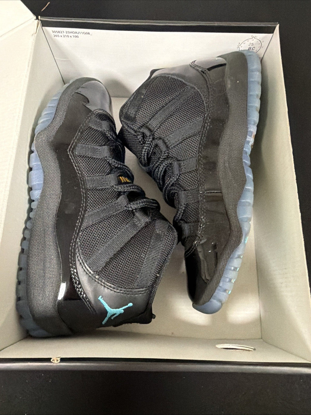 Jordan 11 Retro High Gamma - Size 3 GS) - product image from the listing.