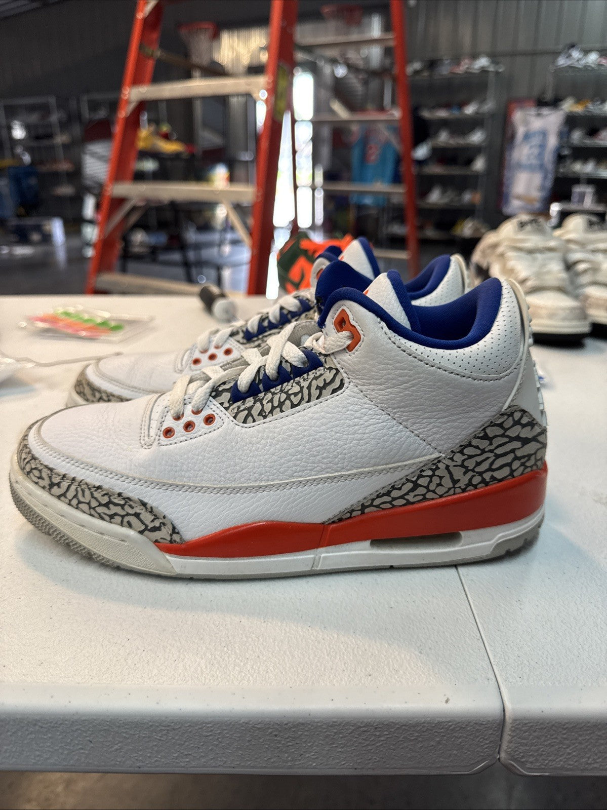"Knicks" Size 8 - Jordan Air Jordan 3 Retro 2019 | Replacement Box - product image from the listing.