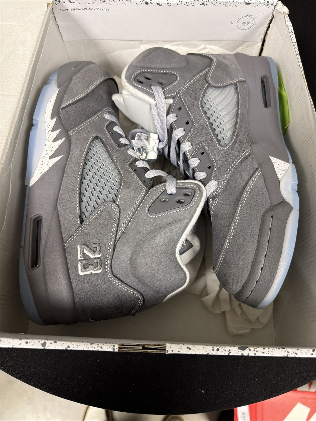 Men's Nike Air Jordan 5 Retro "Wolf Grey" (2026) Graphite | DD0587-002 | Size 9 - product image from the listing.
