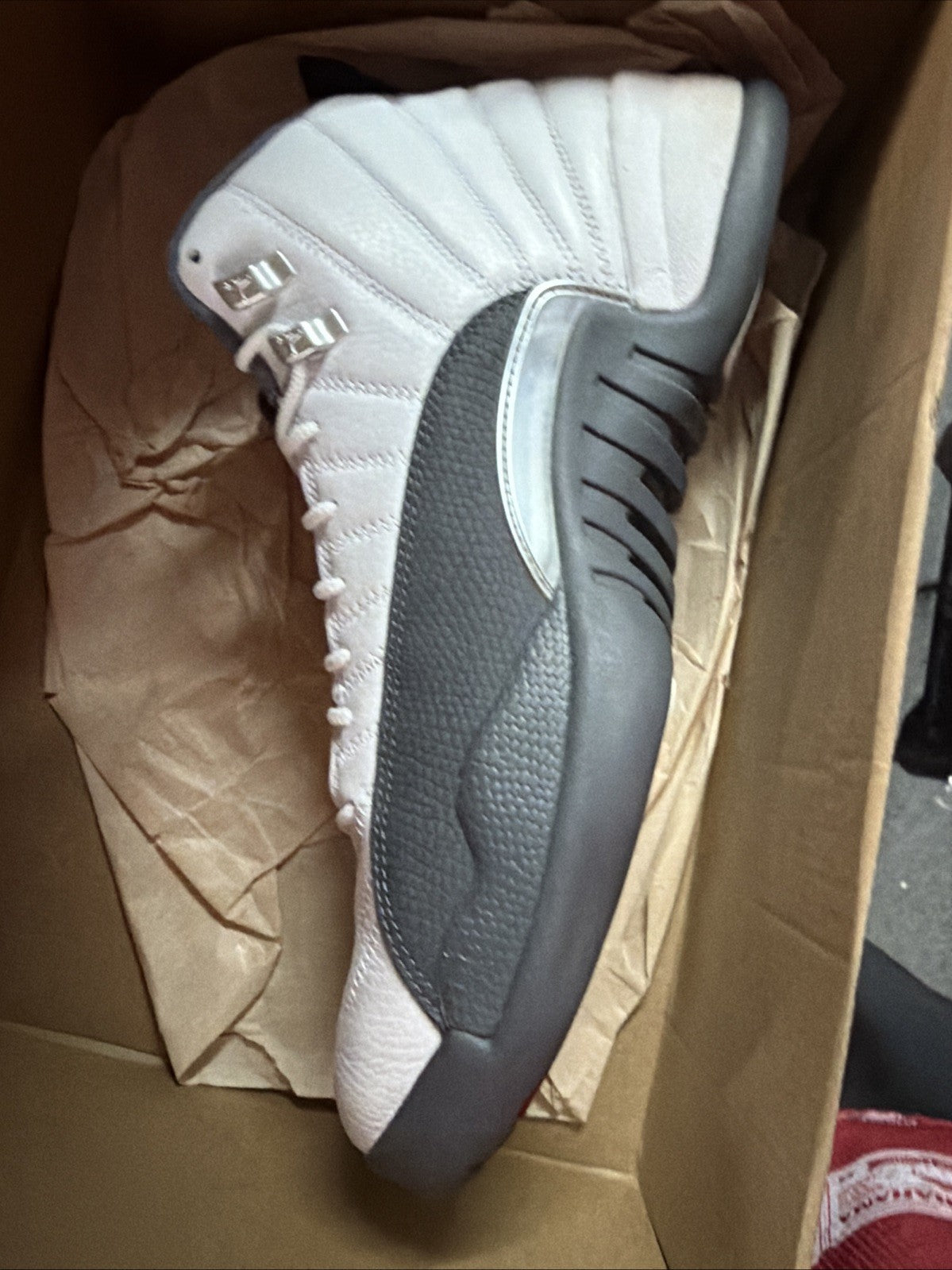 Jordan 12 Retro White Grey 2019 - Size 13 - product image from the listing.