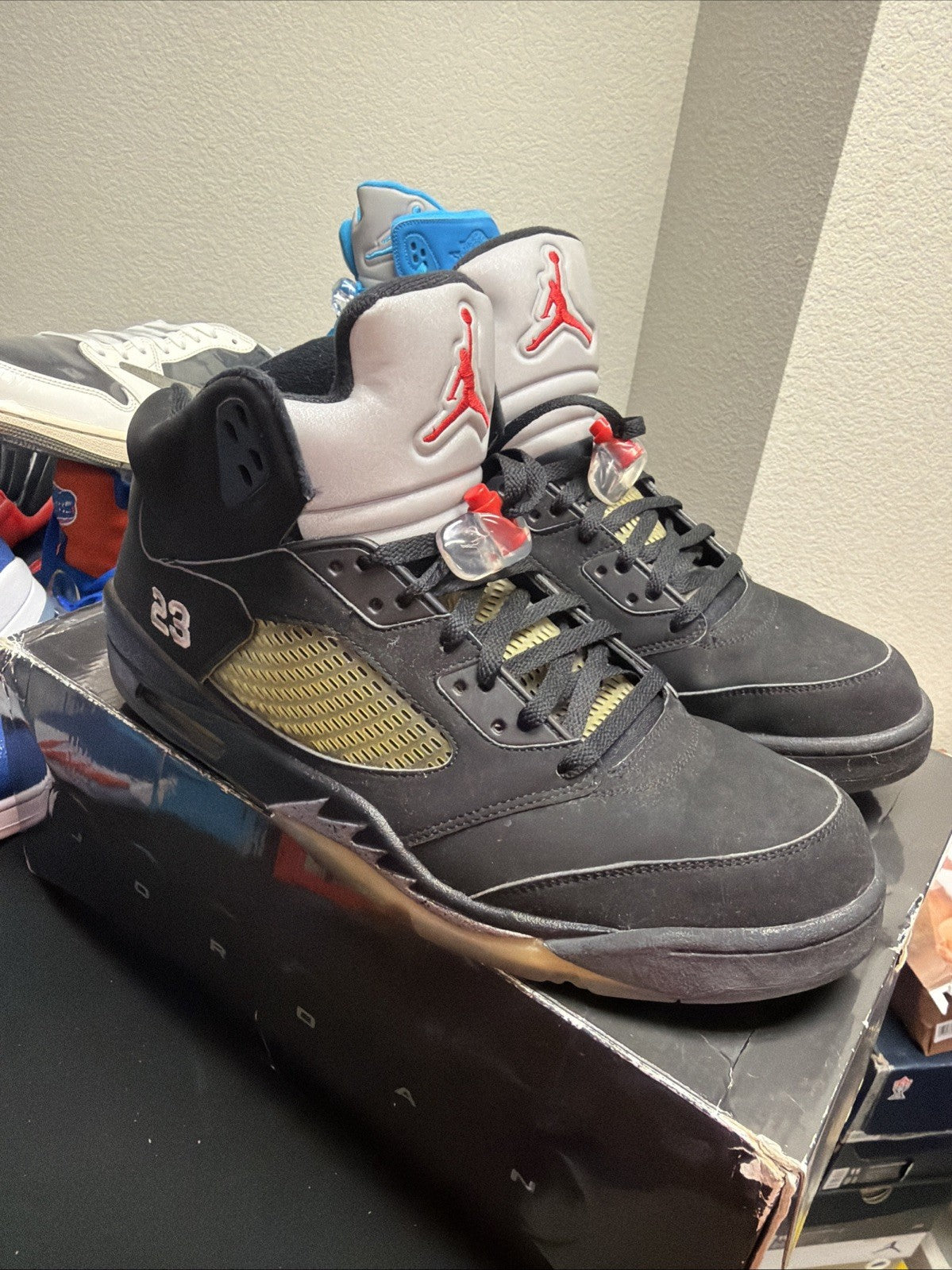 Air Jordan 5 Retro 2007 Black Metallic - Size 14 - product image from the listing.