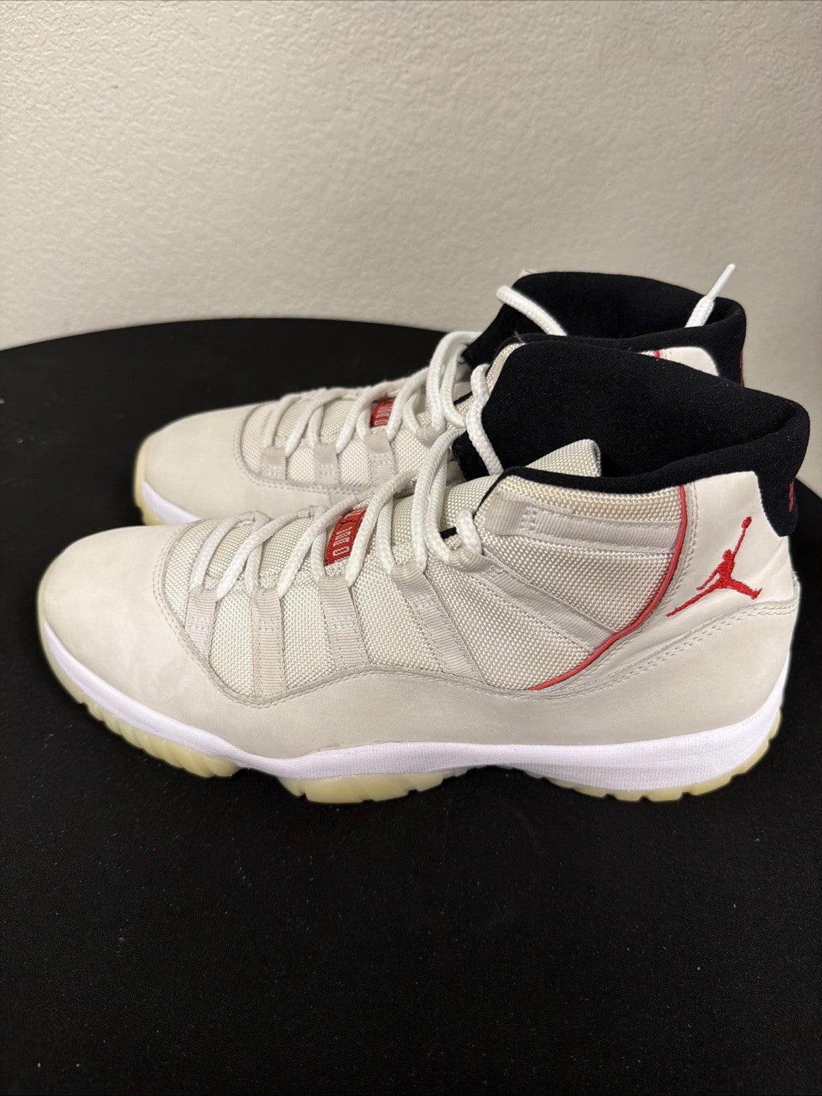 Air Jordan 11 Retro Platinum Tint - Size 11 - product image from the listing.