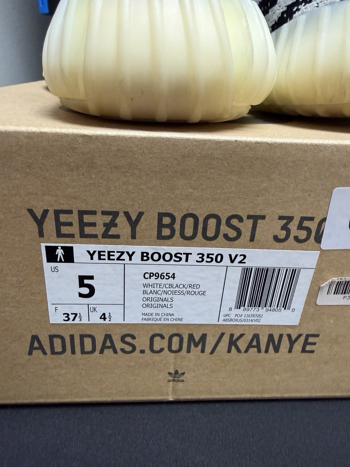Men's adidas Yeezy Boost 350 V2 'Zebra' Size 5 Women's 6.5 (CP9654) OG - product image from the listing.