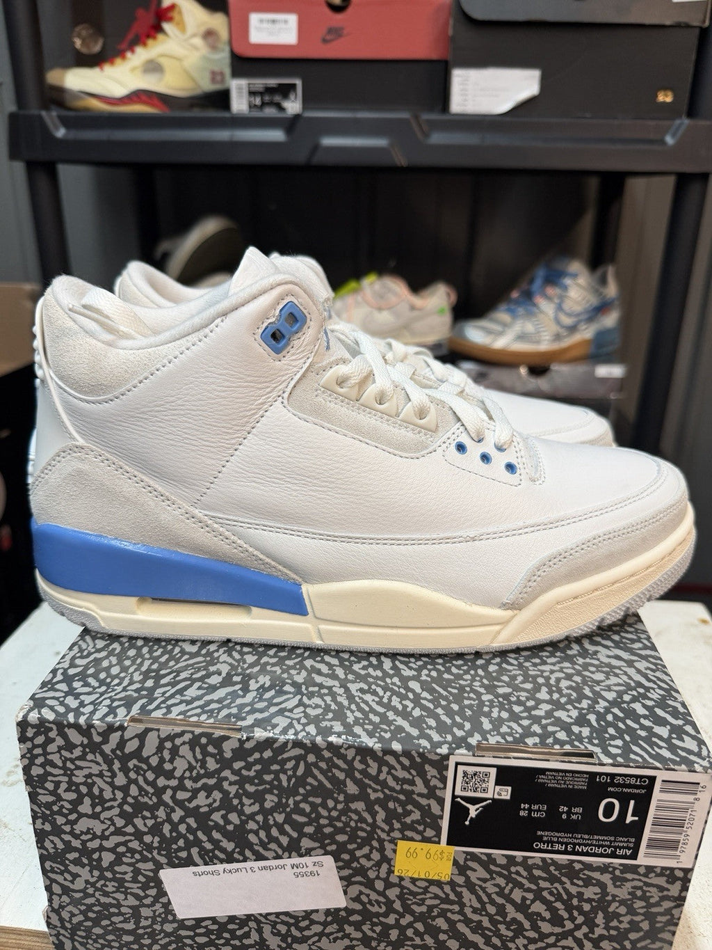 "LUCKY SHORTS" Air Jordan 3 Retro 2025 - Size 10 - CT8532 101 (54-52) - product image from the listing.