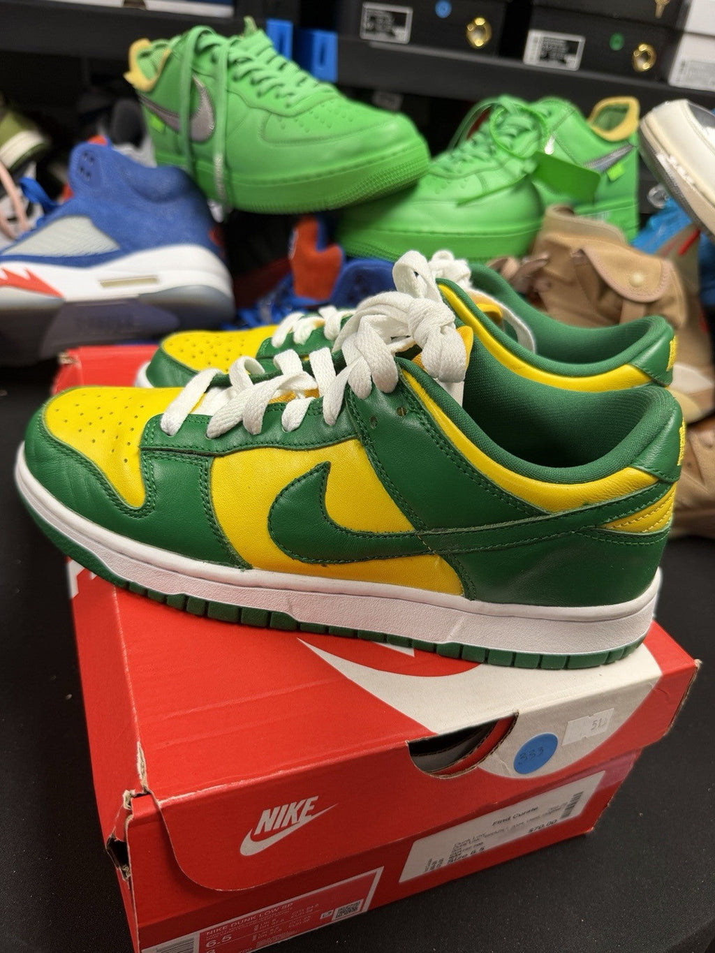 Men's Nike Dunk Low SP 'Brazil' 2020 CU1727-700 Shoes (333) - product image from the listing.