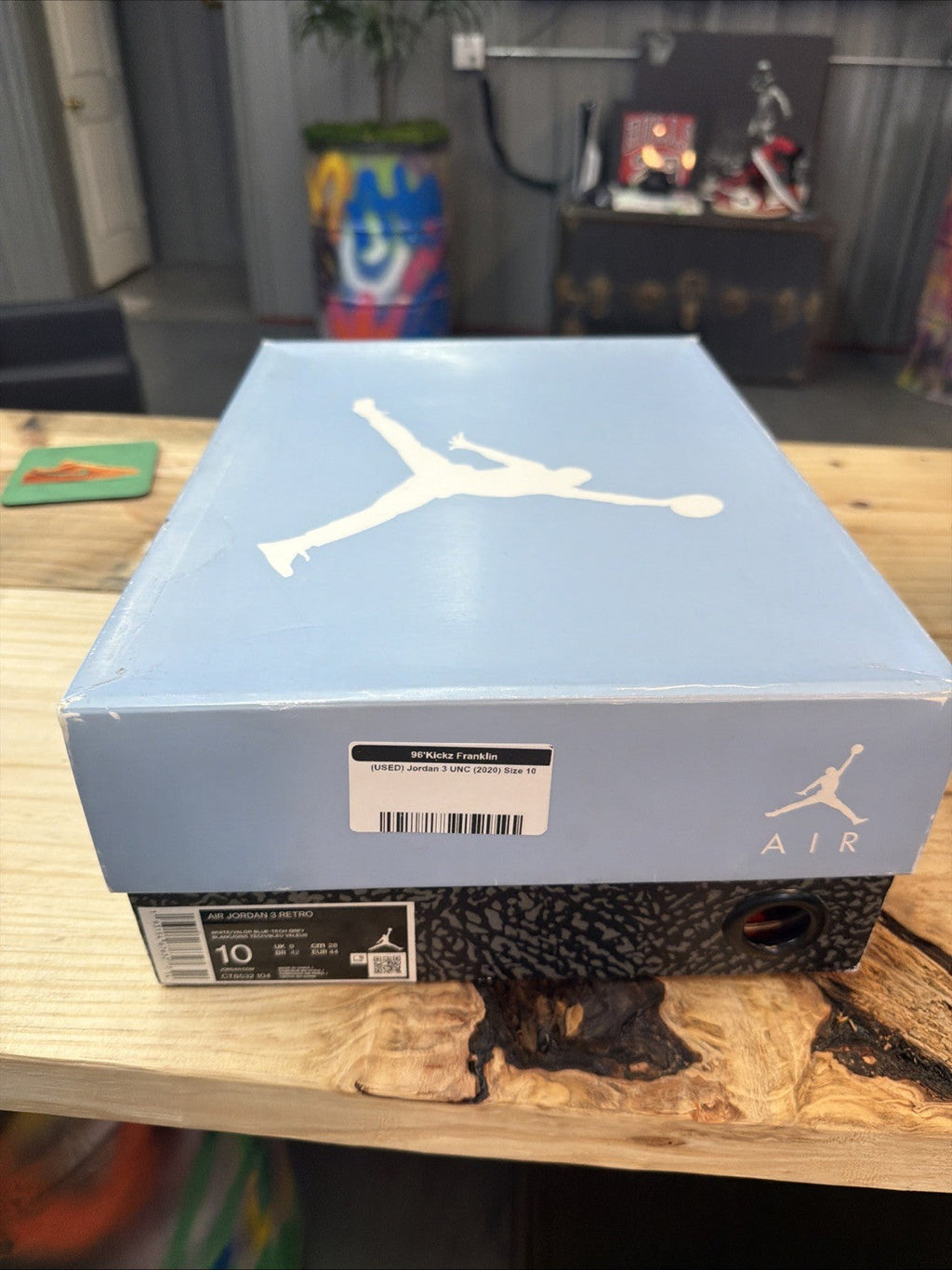 UNC 2020 Sneakers Size10 - Nike Air Jordan 3 Retro CT8532-104 - product image from the listing.