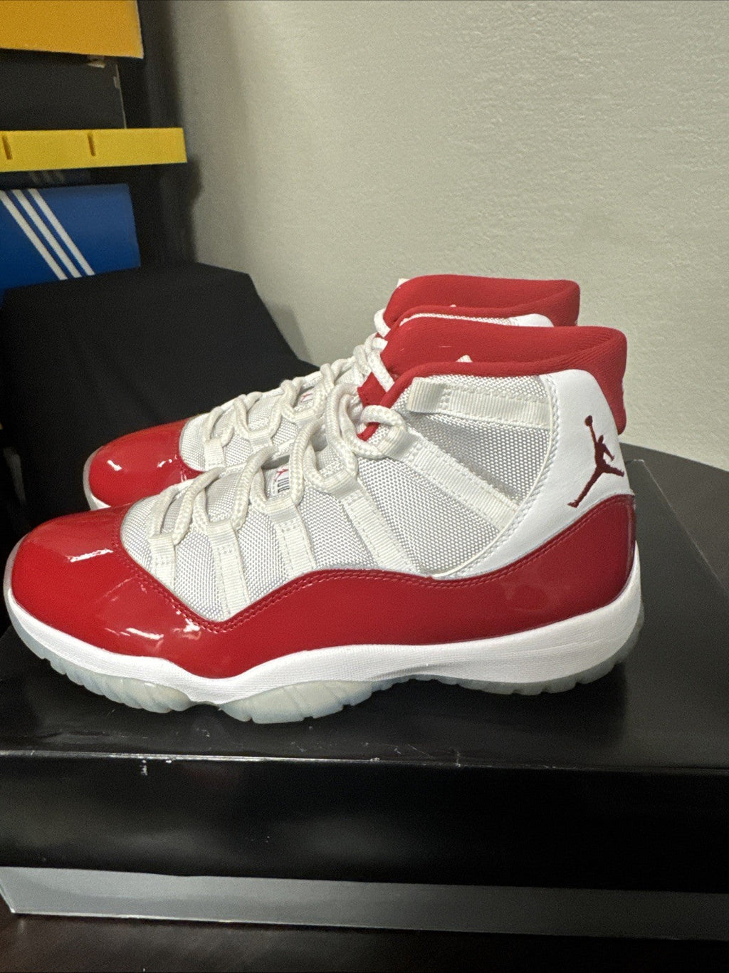 Air Jordan 11 Cherry Retro - Size 9.5 - product image from the listing.