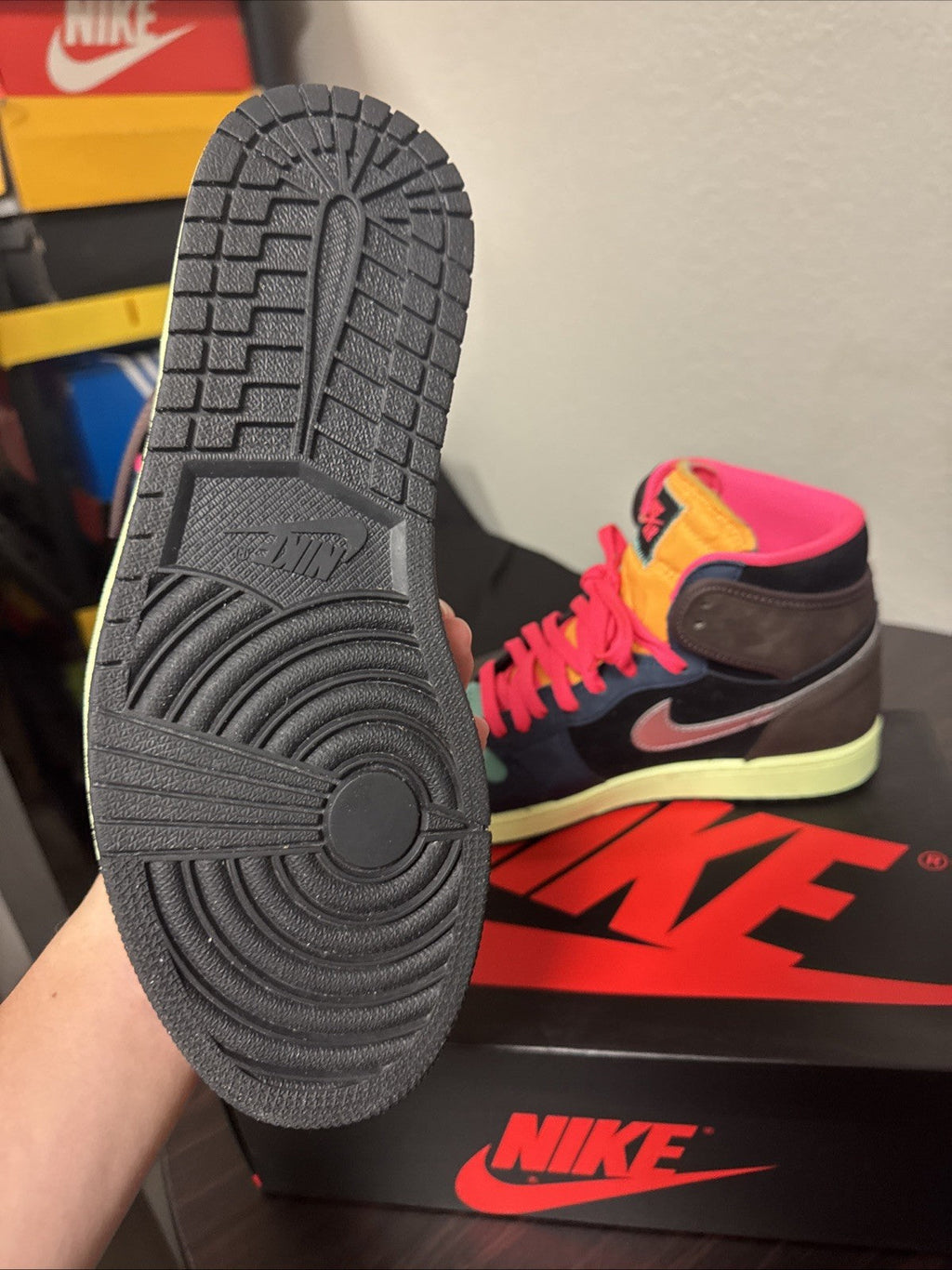 Jordan 1 Retro High Tokyo Bio Hack - Size 10.5 - product image from the listing.