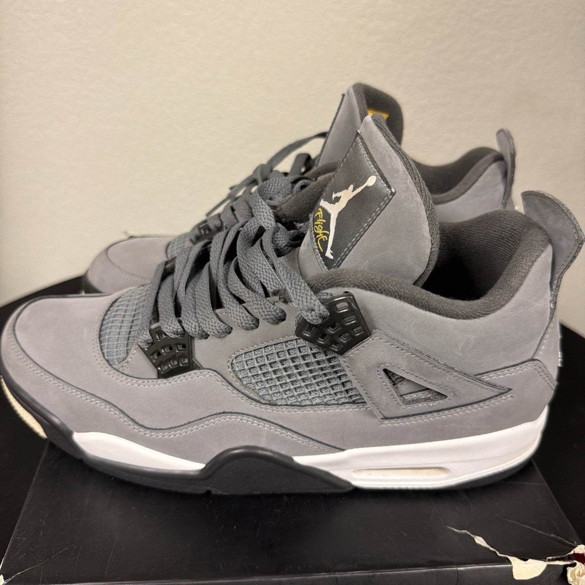 Jordan 4 Retro Low Cool Grey - Size 11 - product image from the listing.