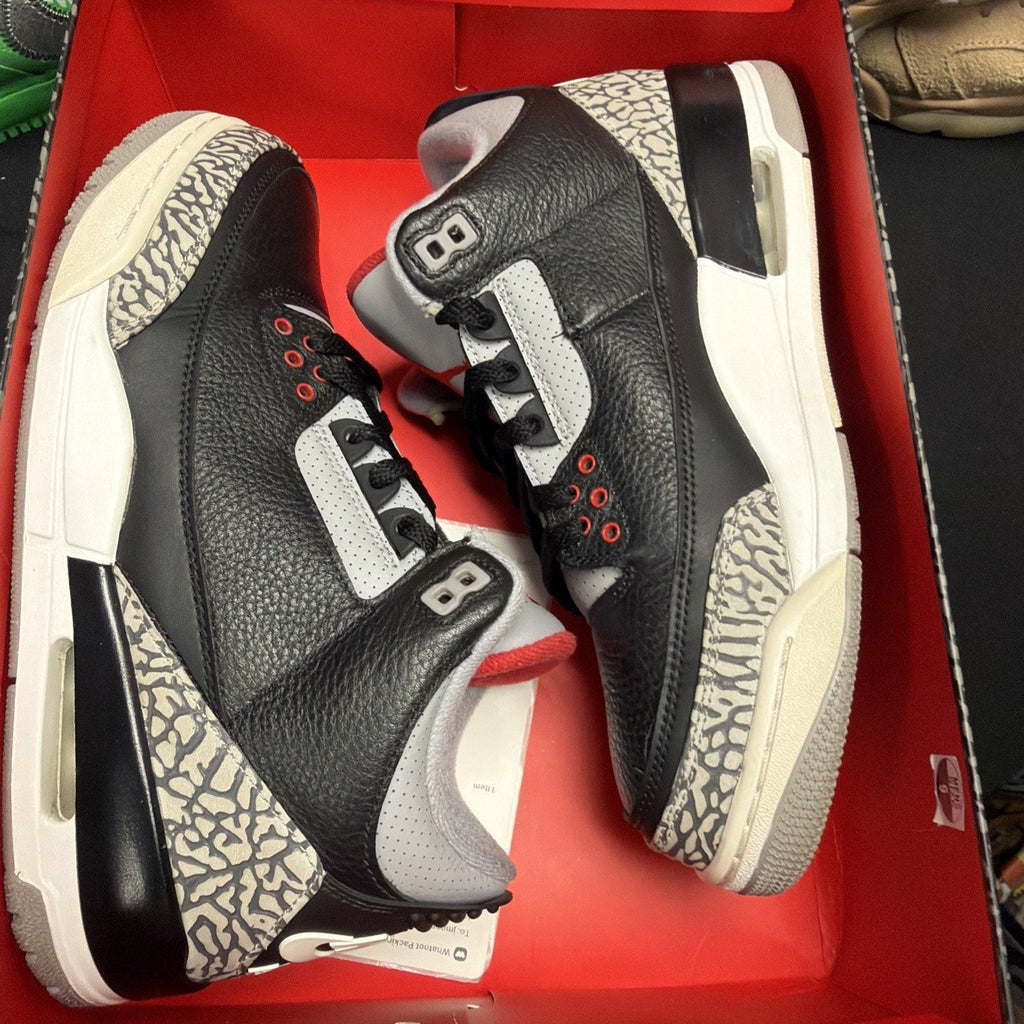 Air Jordan 3 Retro OG Black Cement 2018 Size 9 Sneaker 854262-001 (215) - product image from the listing.