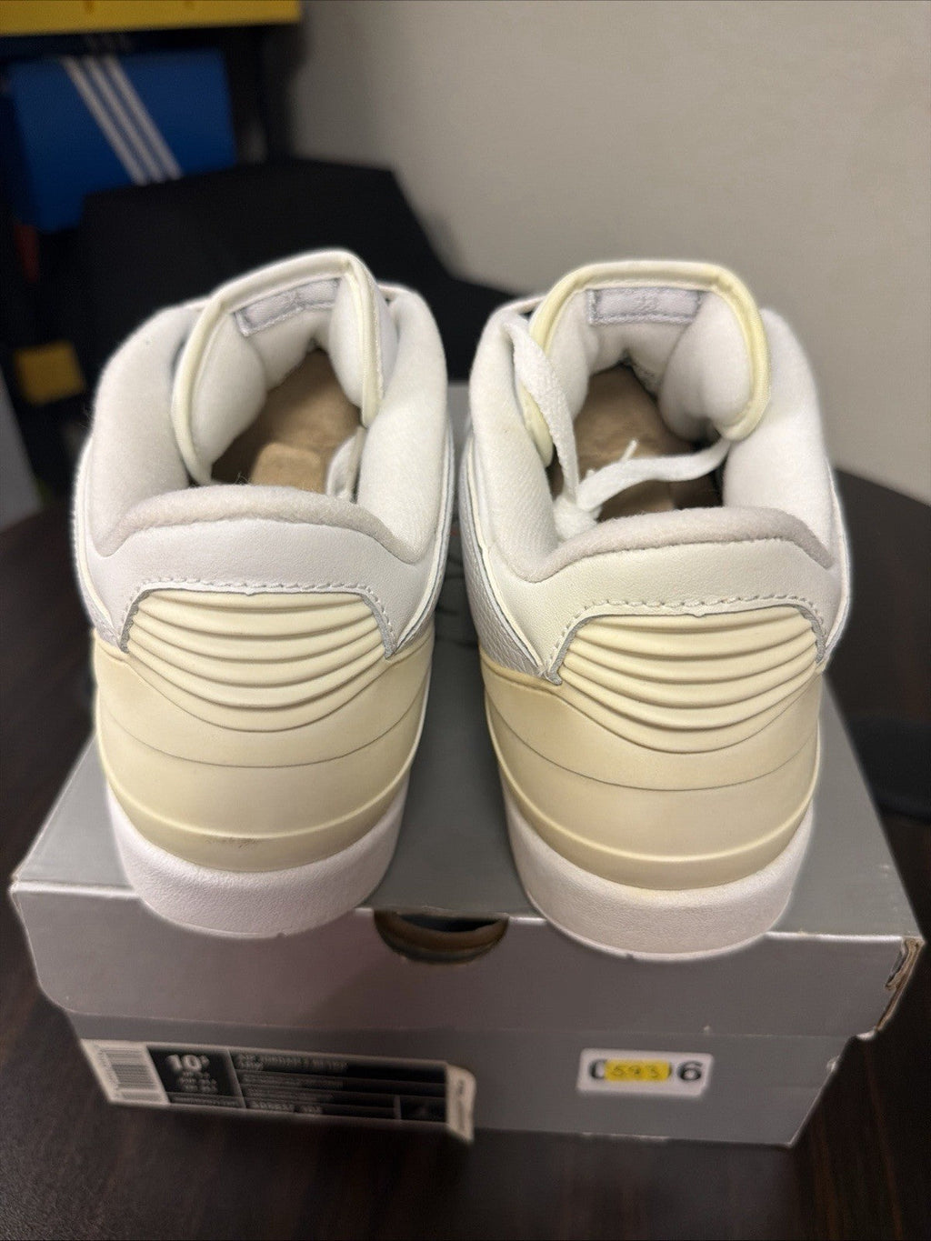 2005 Nike Air Jordan 2 Retro Low "White Varsity Maize" Size 11 - product image from the listing.