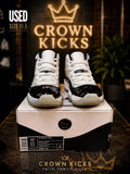 Concord 2011 White Black Size 11.5 Sneakers - Nike Air Jordan 11 Retro 378037-107 - product image from the listing.