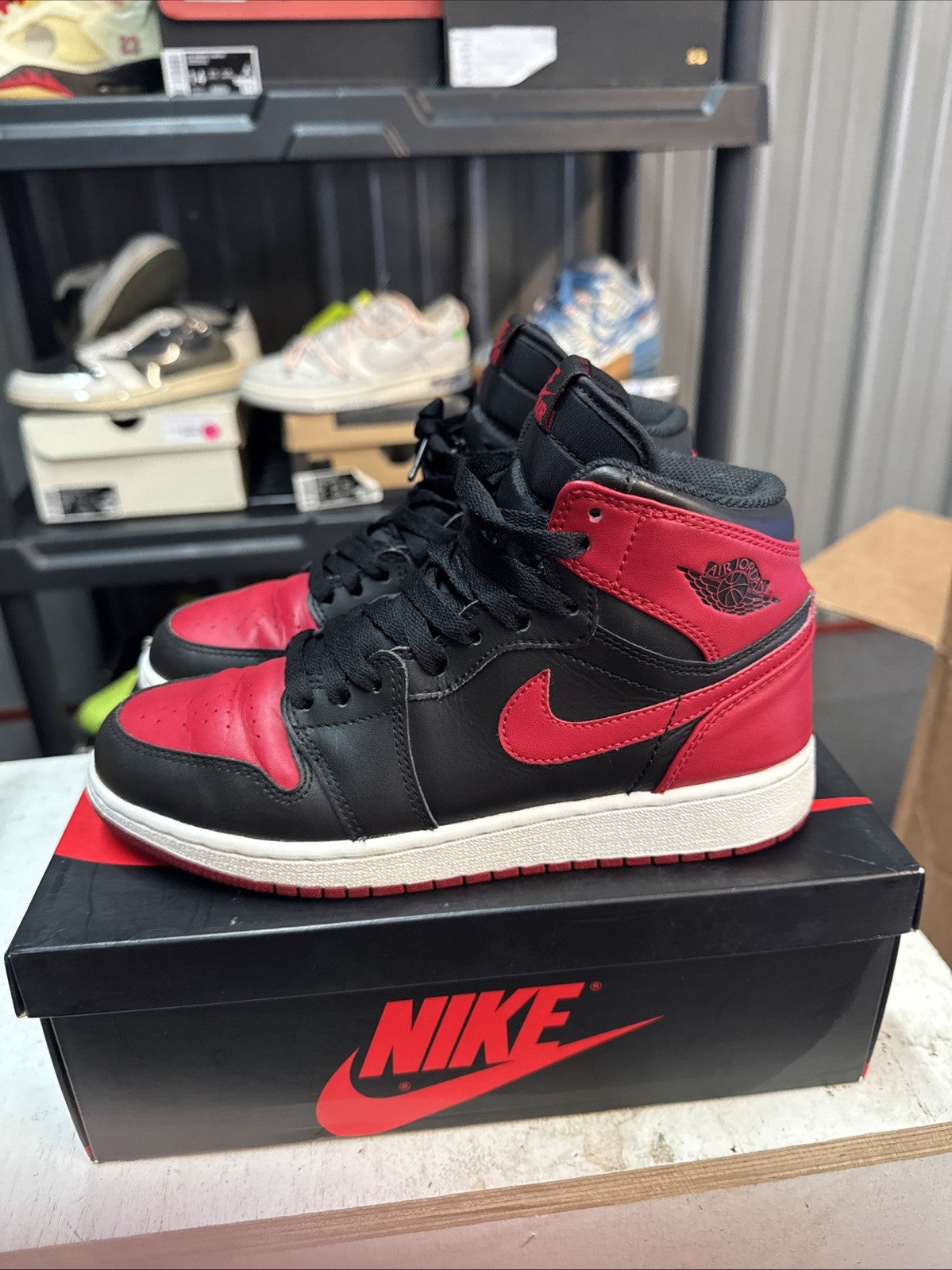 Nike Air Jordan Retro 1 Bred (2013) (GS) - Size 5Y - product image from the listing.