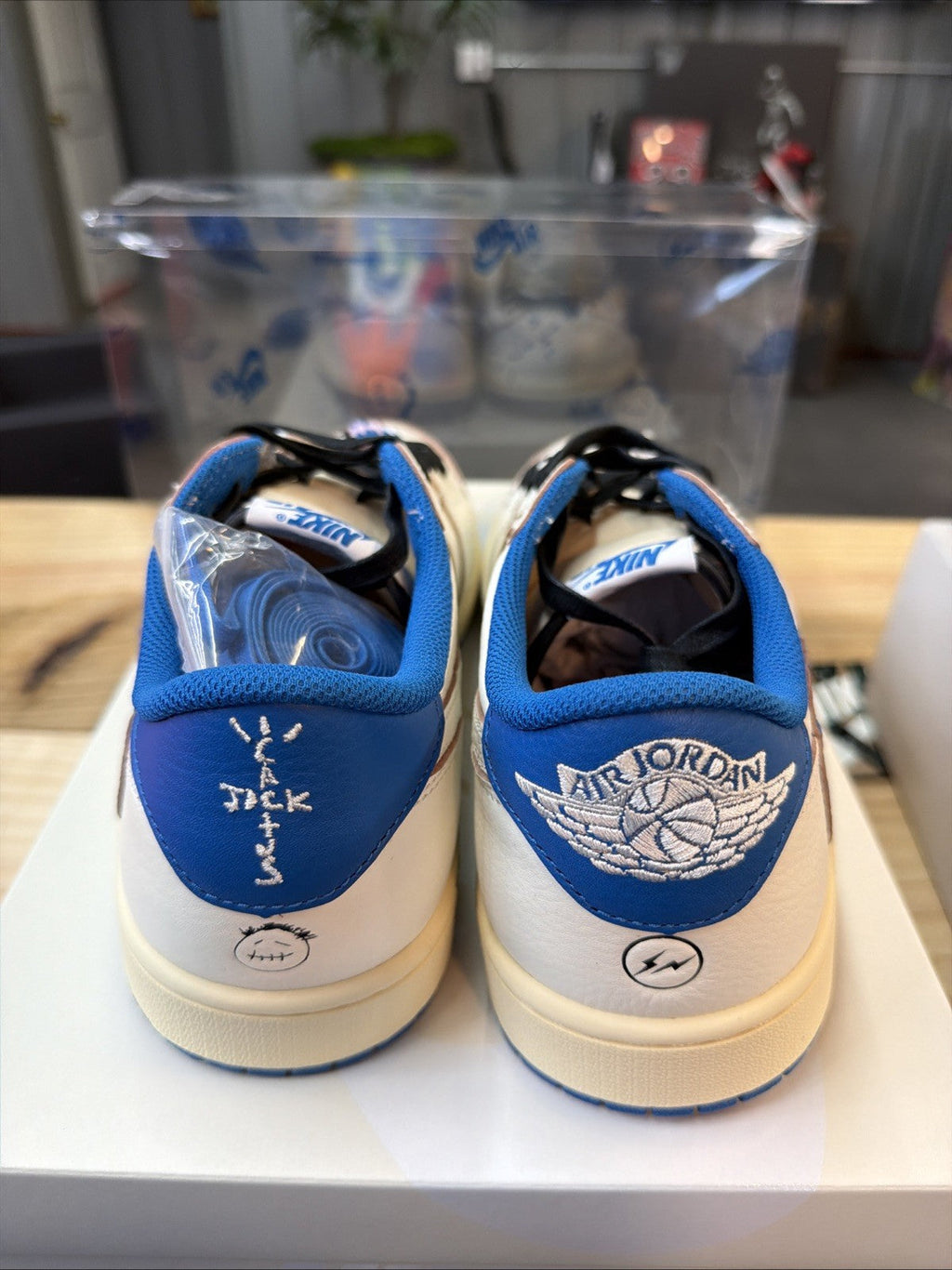 Fragment x Travis Scott Sail Military Blue Size 11 - Jordan 1 Retro Low OG SP - product image from the listing.