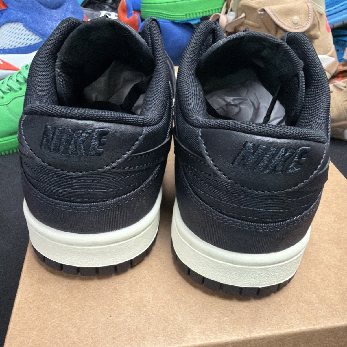 Men's Nike Dunk Low Retro PRM Black Sail Canvas Size 8.5 DV7211-001 (219) - product image from the listing.