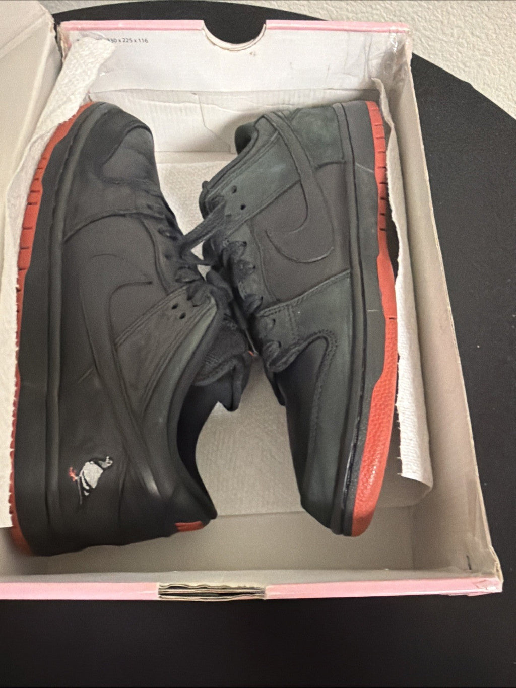 Nike SB Dunk Low TRD QS Staple Pigeon Black Trainers 883232-008 Size 10 Men's - product image from the listing.