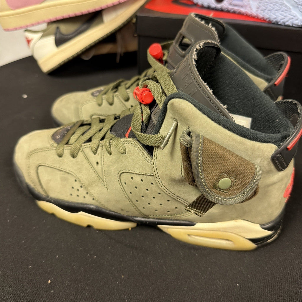 Travis Scott Olive Green Size 7 Pre-Owned - Nike Air Jordan 6 - product image from the listing.