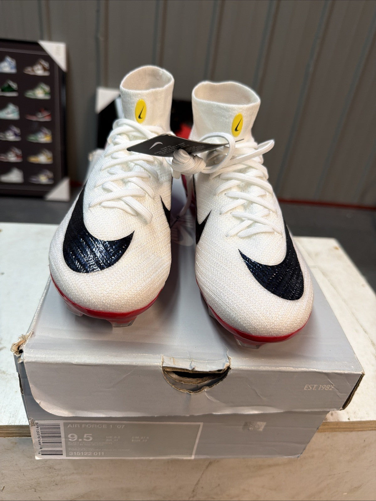 Zoom Mercurial Superfly 10 Elite FG Fear Nothing Pack HJ7321-600 by Nike - product image from the listing.