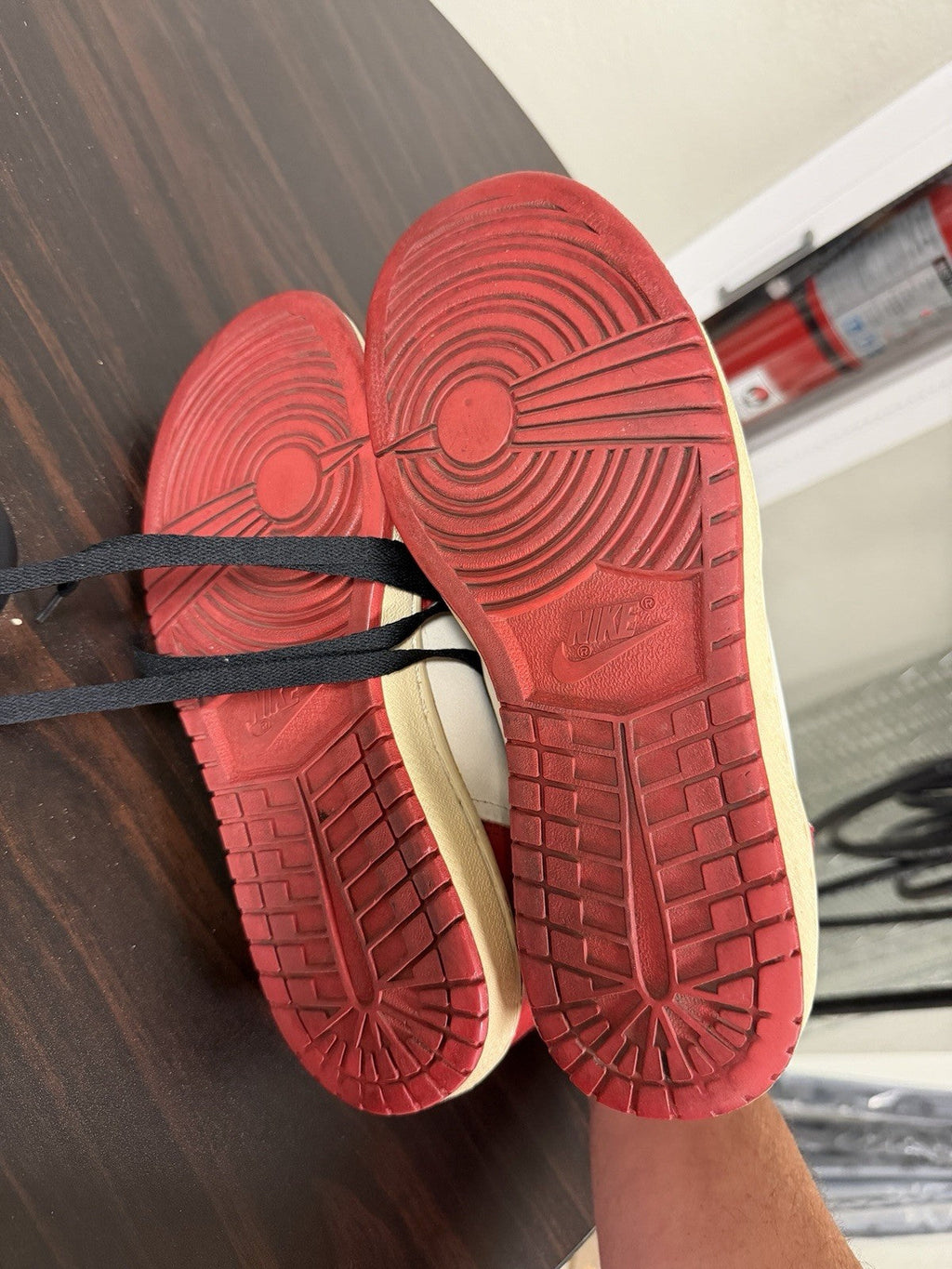 1985 Chicago🦄 - Air Jordan 1 - product image from the listing.