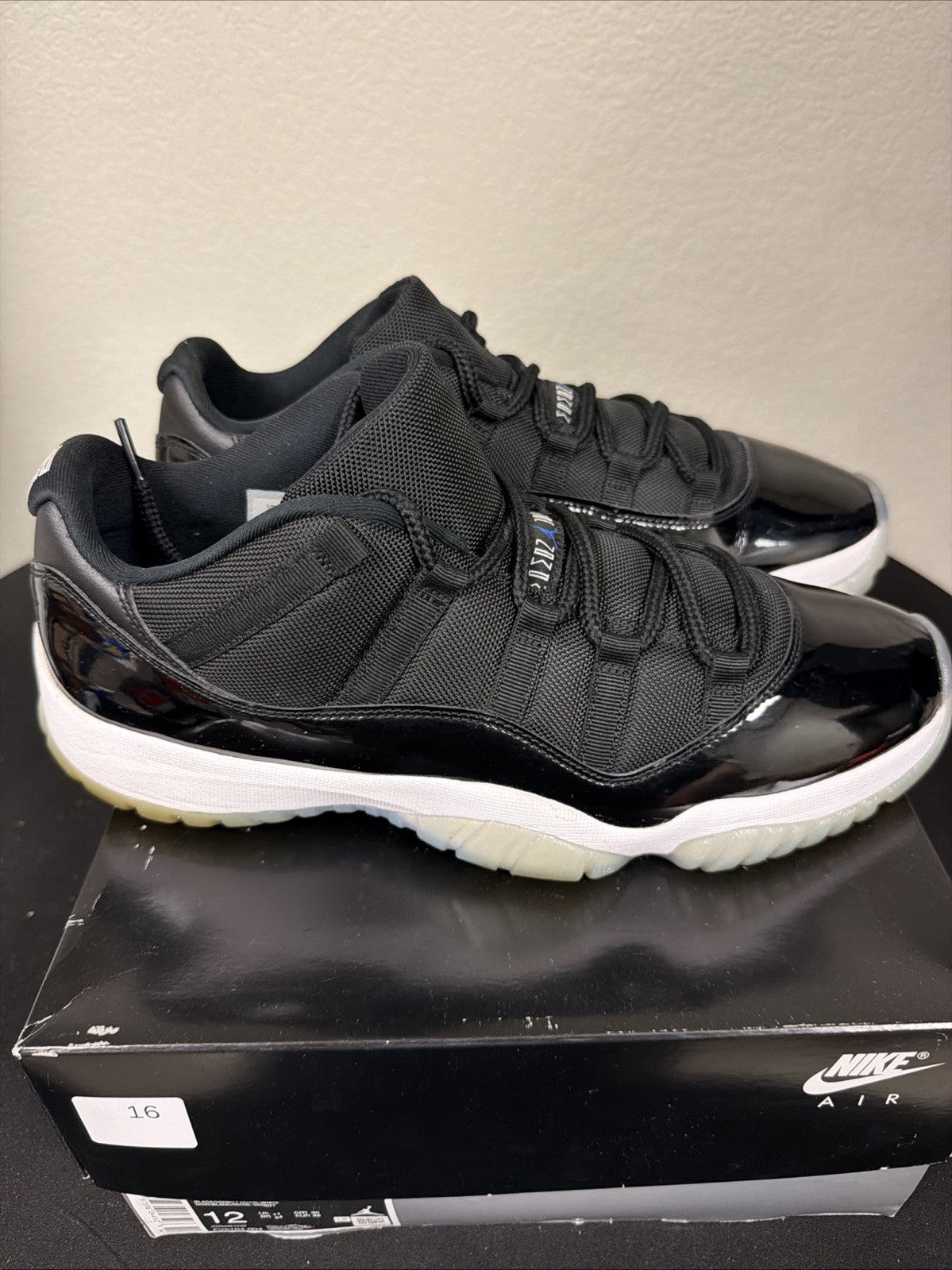 "SPACE JAM" Air Jordan 11 Retro Low 2024 - Size 12 - fv5104 004 (13649-26) - product image from the listing.