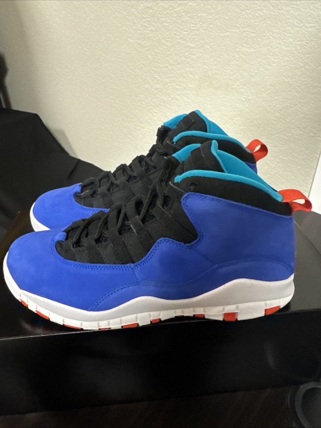 "Tinker Huarache" Size 7y - Air Jordan 10 Retro (GS) Light Blue | No Box - product image from the listing.