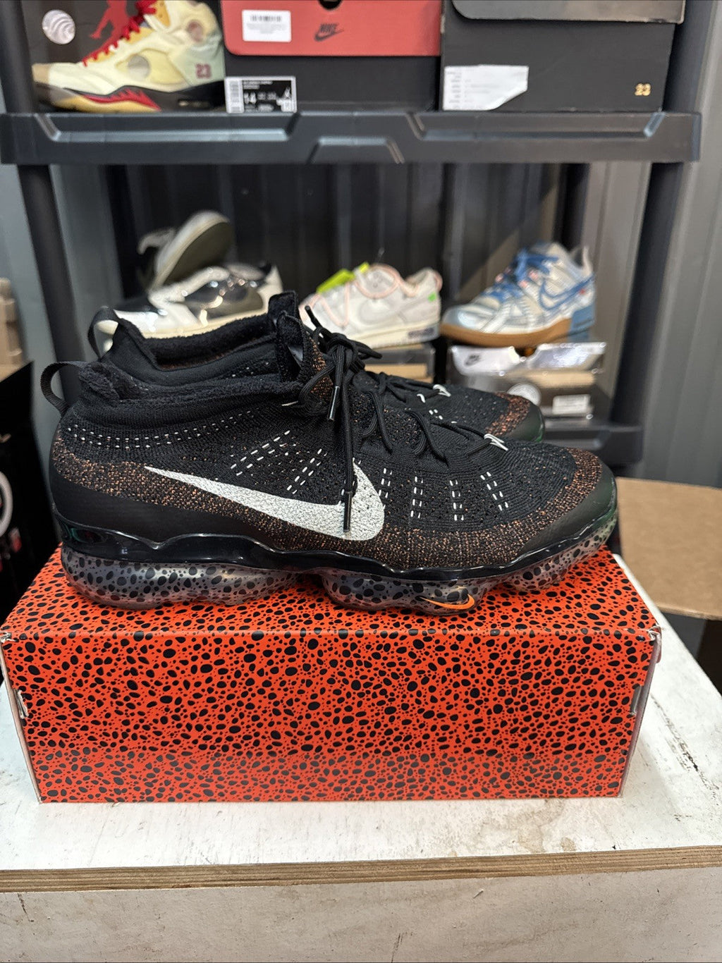Nike Air Vapormax 2023 Flyknit Se Olympic Safari Black-Silver Size 13 - product image from the listing.