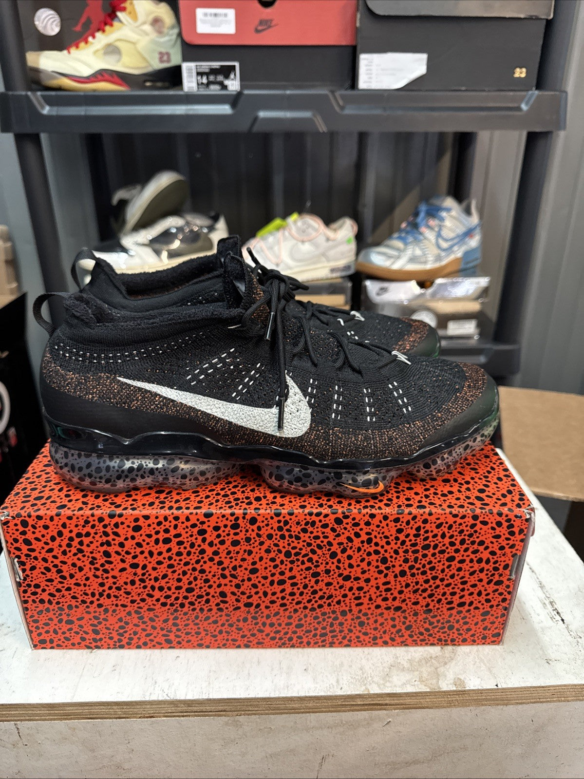 Nike Air Vapormax 2023 Flyknit Se Olympic Safari Black-Silver Size 13 - product image from the listing.