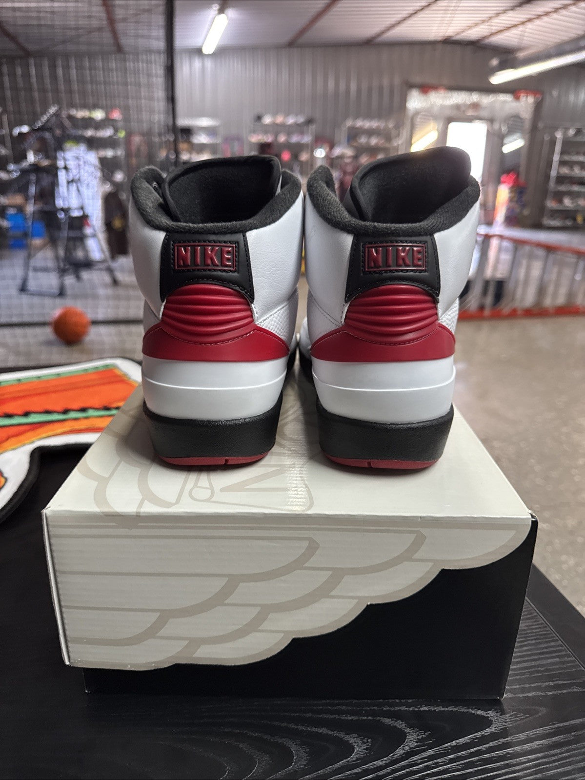 Nike Air Jordan 2 Retro OG Chicago White/Varsity Red/Black - Size 8.5 - product image from the listing.