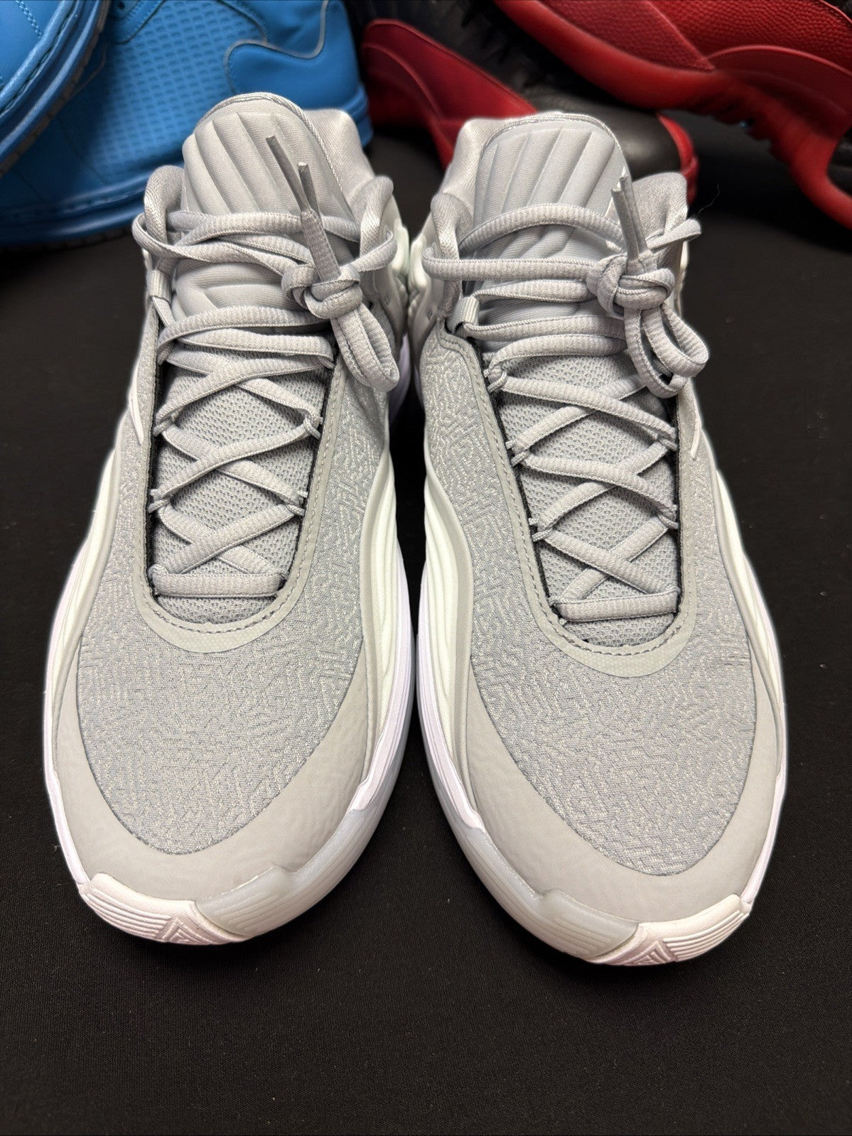 Men's Nike Giannis Freak 7 Wolf Grey/White II7518-001 Basketball Sneaker - product image from the listing.