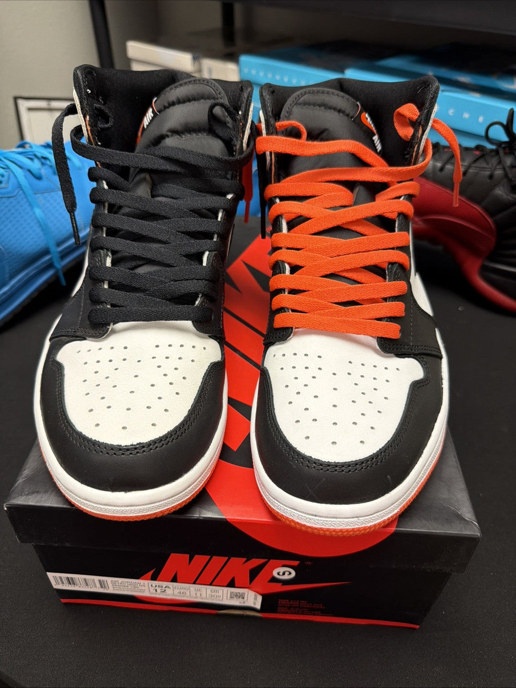 Electro Orange Size 12 - Jordan 1 Retro High - product image from the listing.