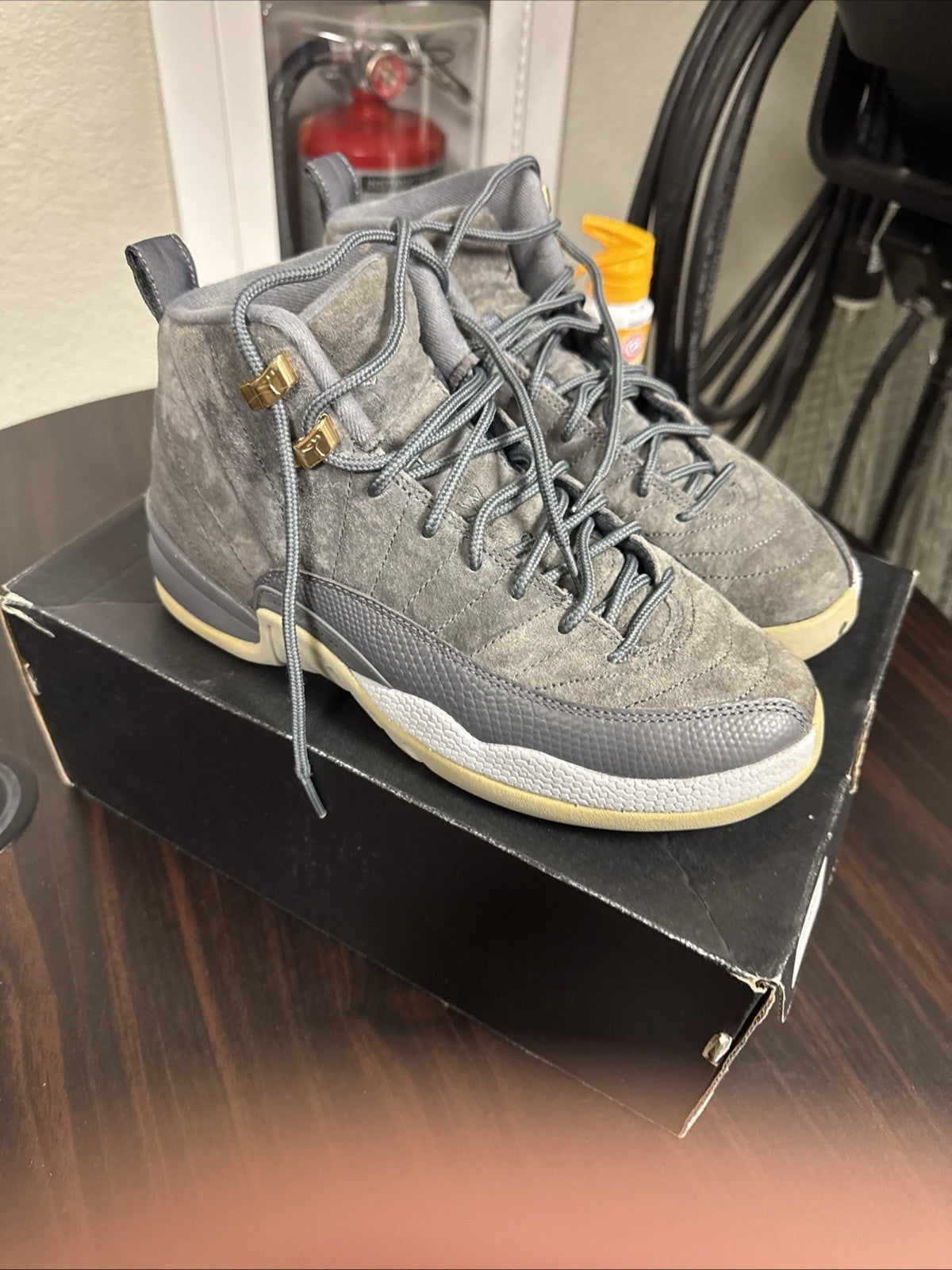 Dark Grey Suede 2017 Size 6y GS - Nike Air Jordan 12 Retro - product image from the listing.