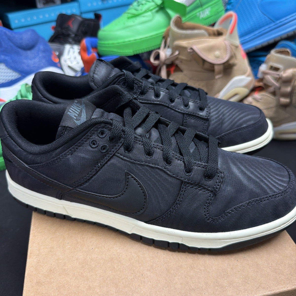 Men's Nike Dunk Low Retro PRM Black Sail Canvas Size 8.5 DV7211-001 (219) - product image from the listing.