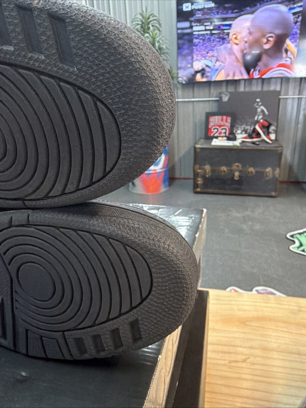 Air Jordan 3 Retro Black Cat - Size 13 - product image from the listing.