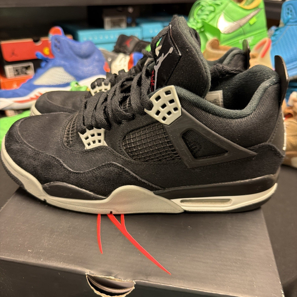 Jordan 4 Retro SE Mid Black Canvas ((279) - Size 10 - product image from the listing.