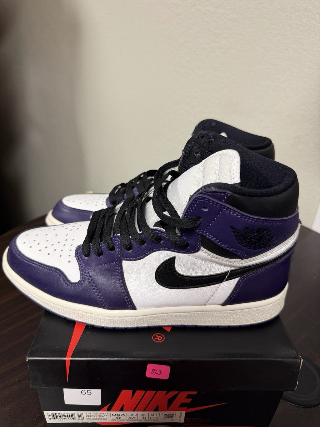 Air Jordan 1 Retro OG High Court Purple - Size 9 - product image from the listing.