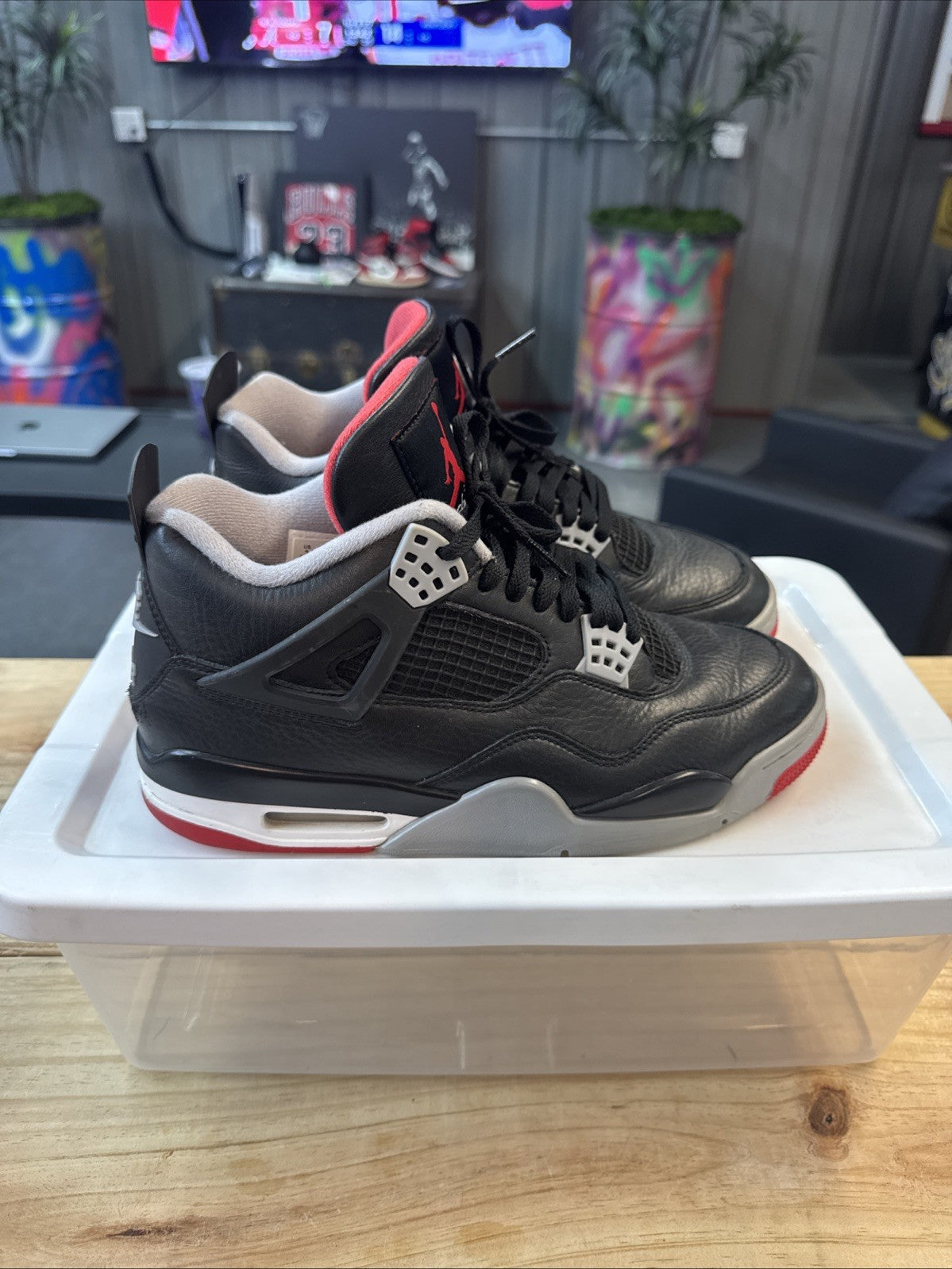 Jordan 4 Retro Bred Reimagined | Replacement Box - Size 9 - product image from the listing.