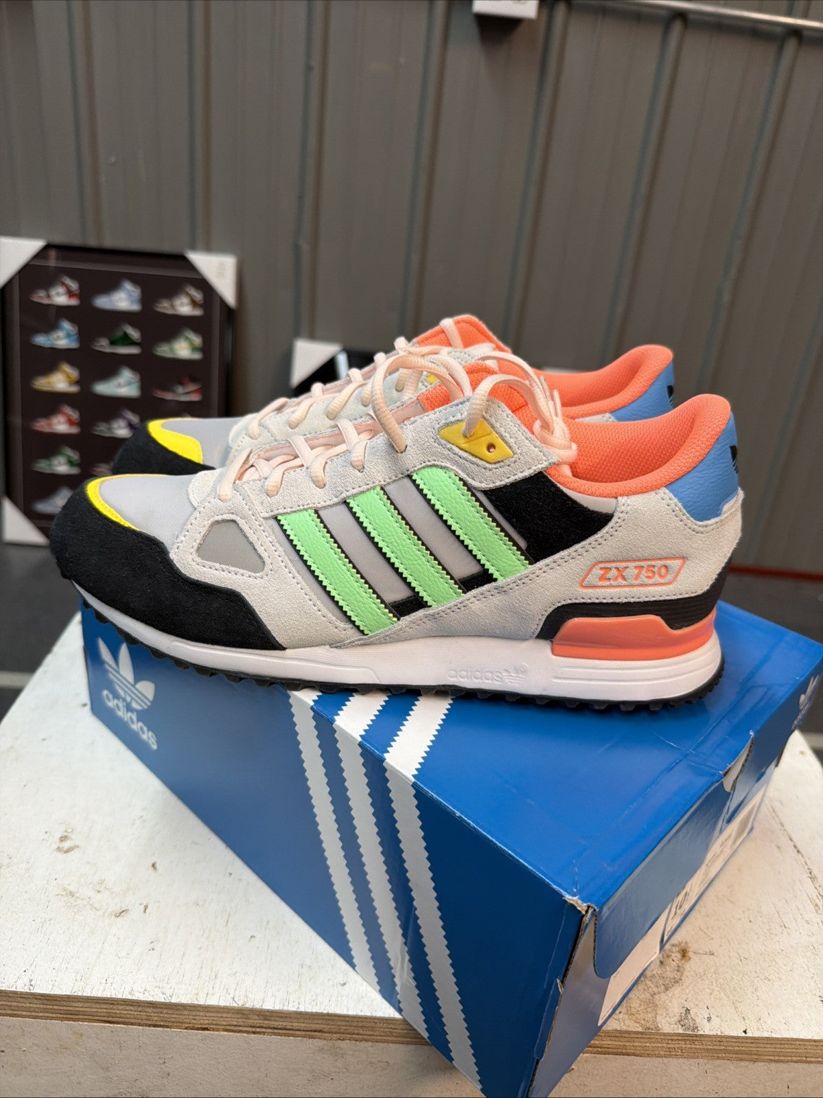 HQ6680 - Size 10.5 adidas ZX 750 White Beam Green Orange - product image from the listing.