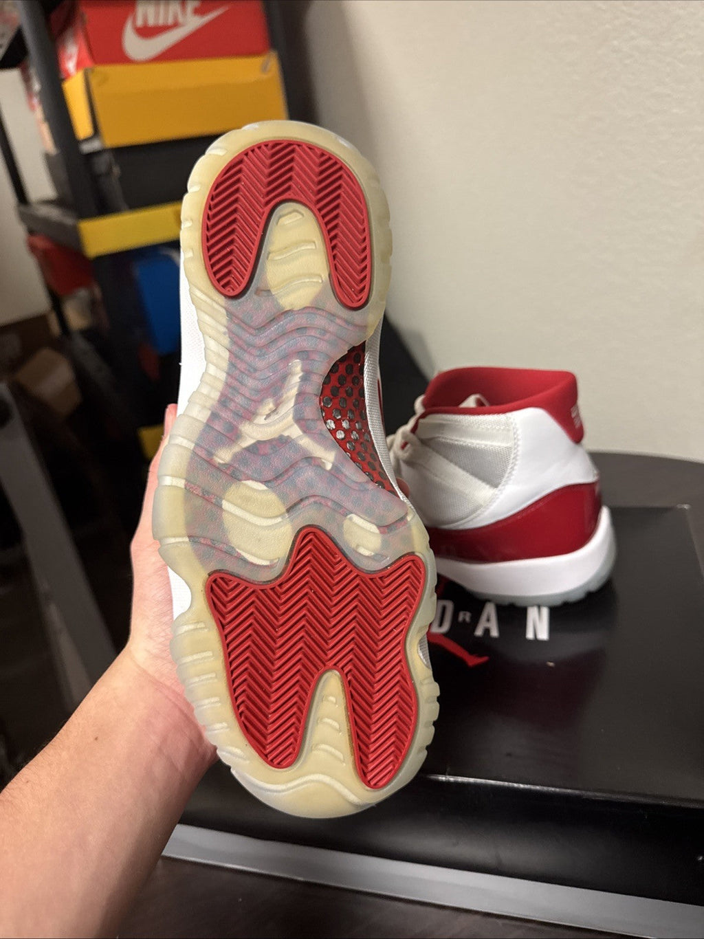 Air Jordan 11 Cherry Retro - Size 9.5 - product image from the listing.