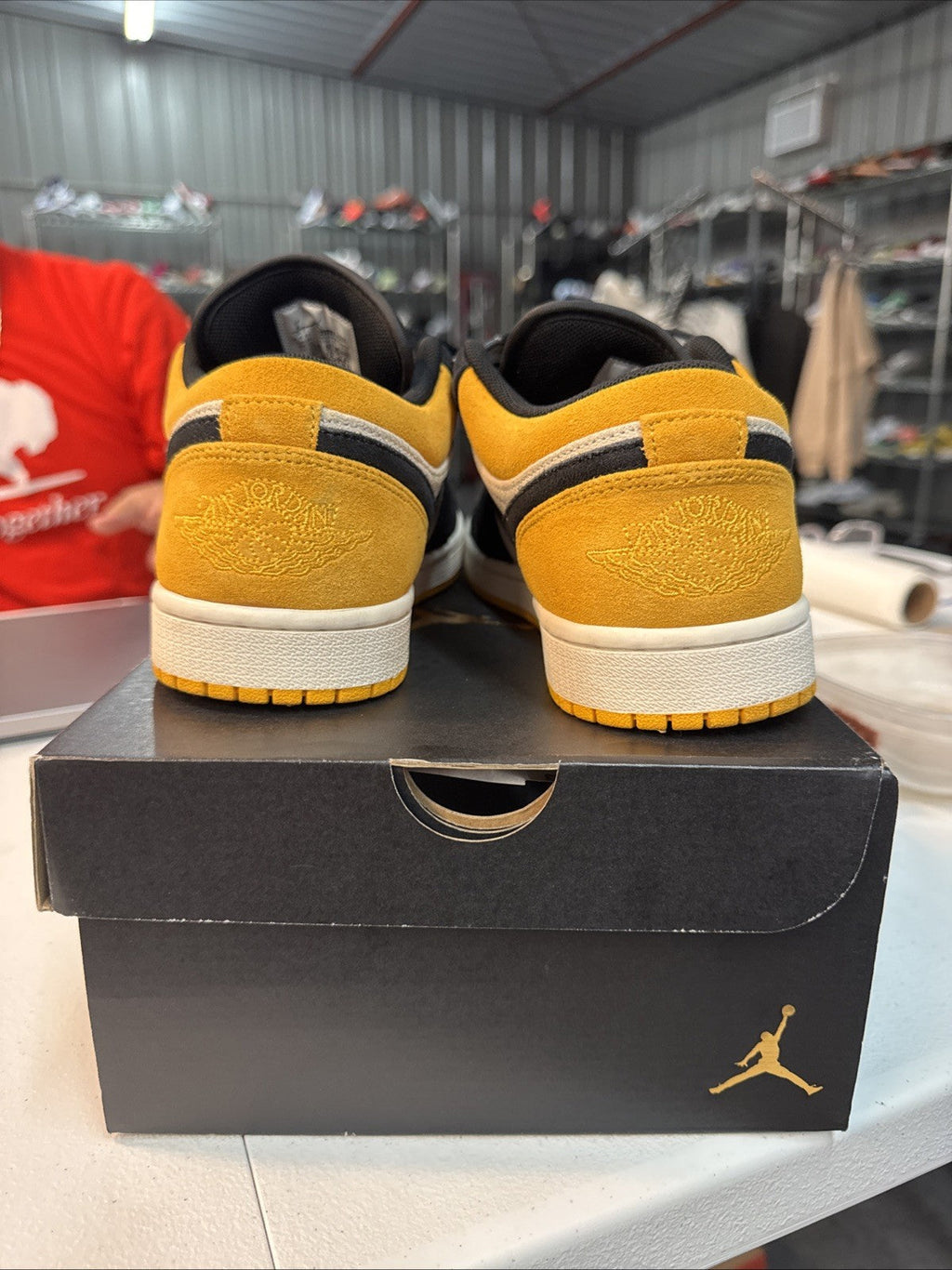 JORDAN 1 Low Sail University Gold Black - Size 8 - product image from the listing.