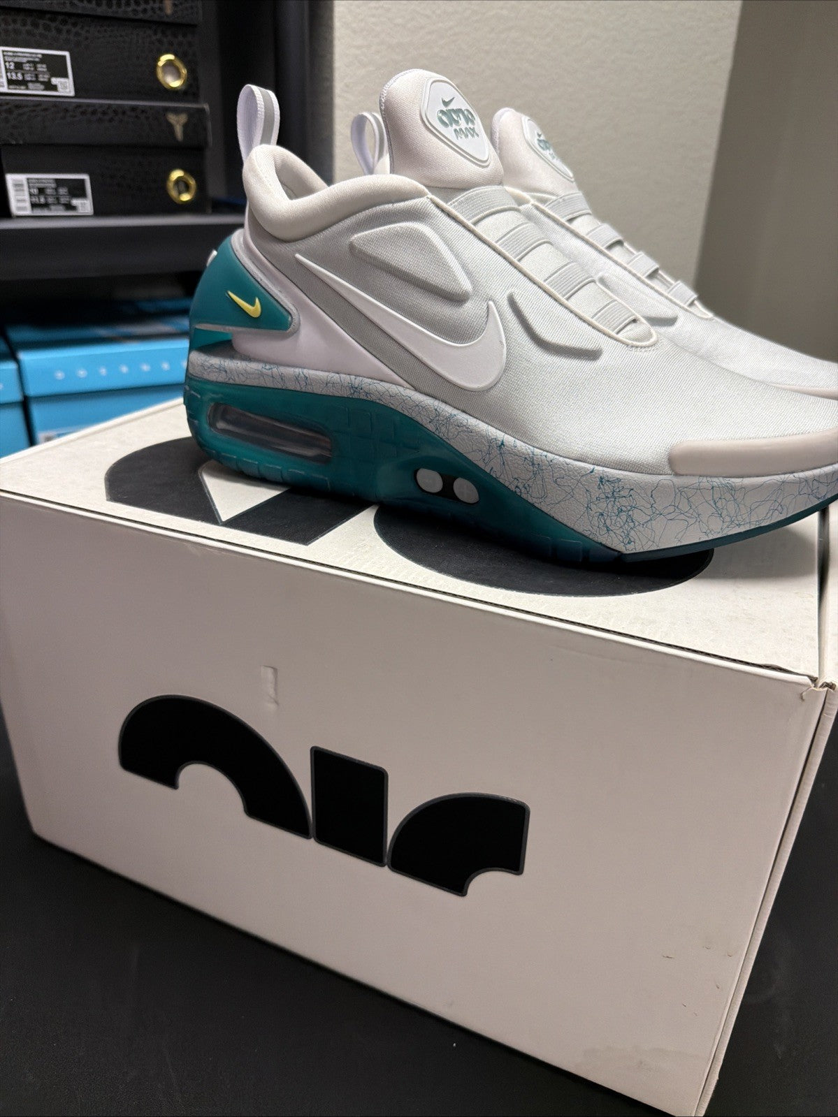 Size 10.5- Nike Adapt Auto Max Jetstream - product image from the listing.