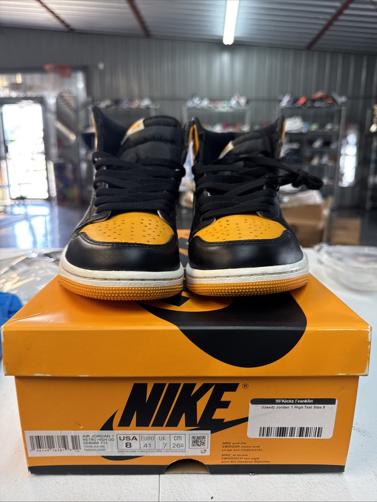"TAXI" Size 8 - Air Jordan 1 Retro High OG 2022 - product image from the listing.