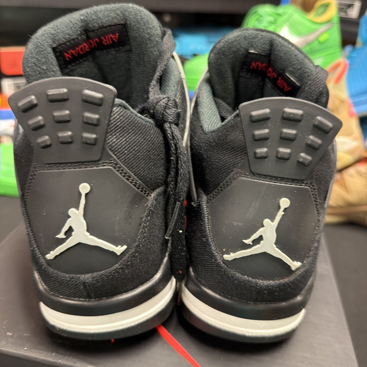 Jordan 4 Retro SE Mid Black Canvas ((279) - Size 10 - product image from the listing.
